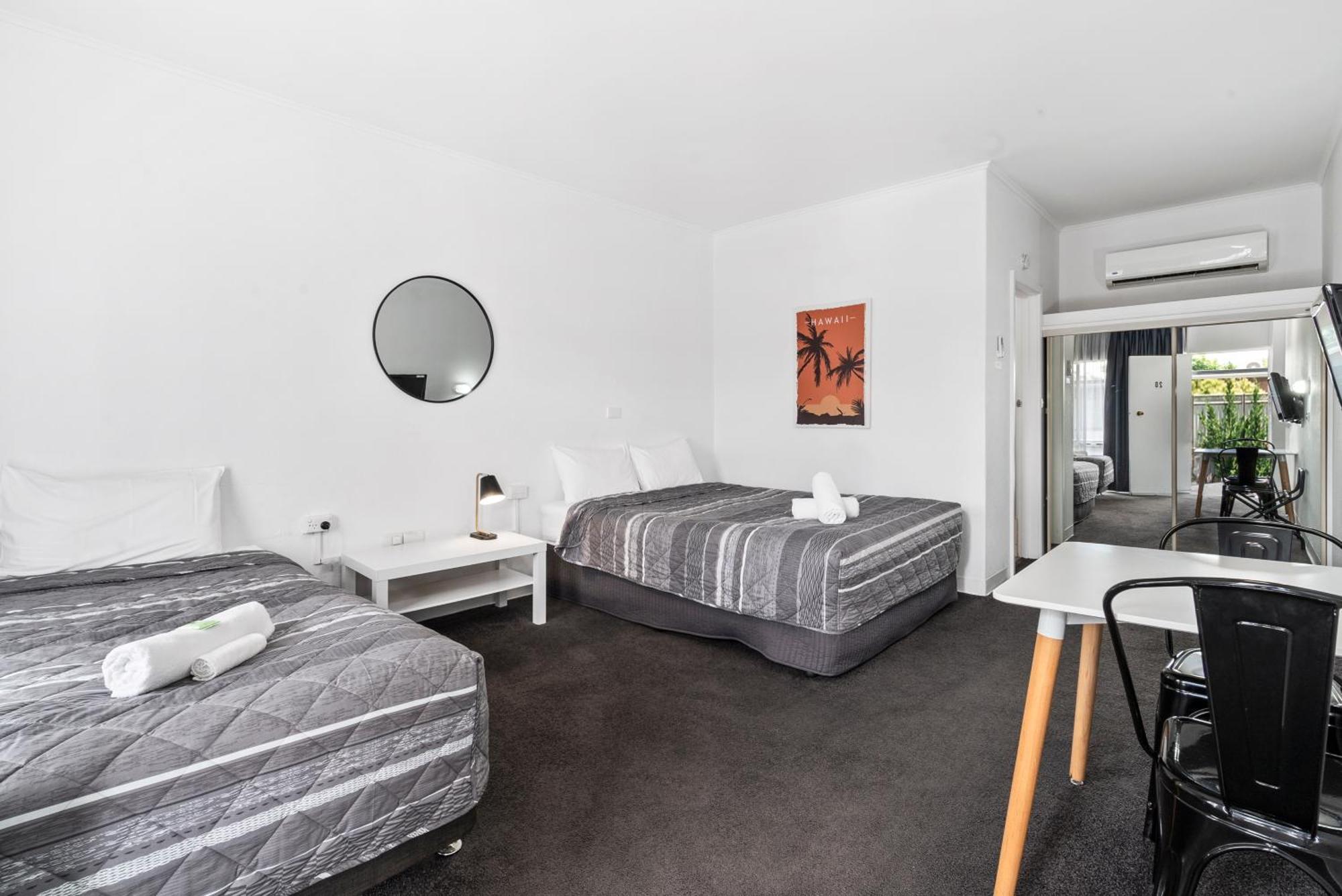 Commodore Motor Inn Albury Eksteriør billede